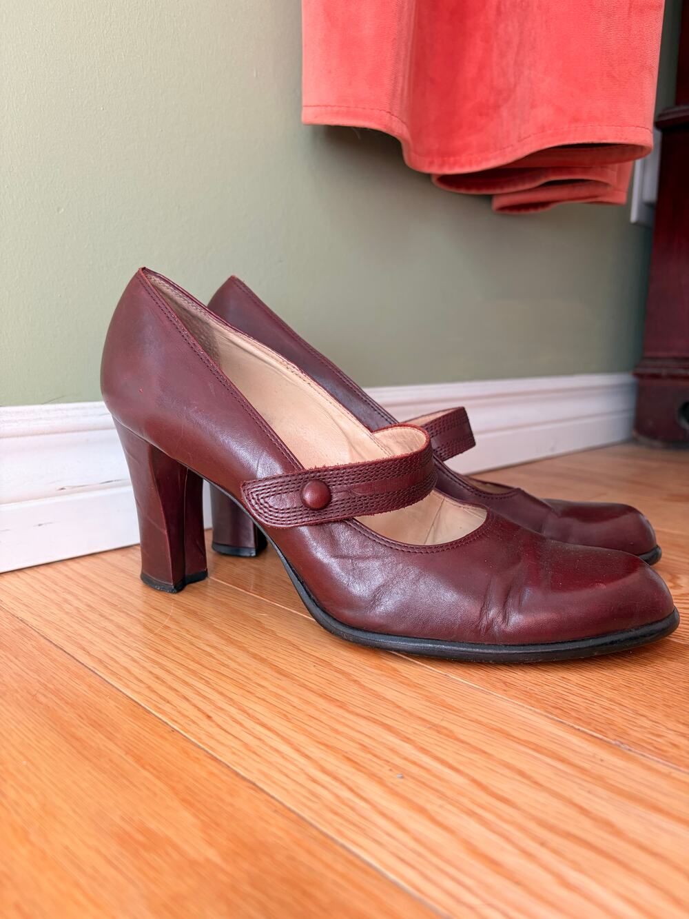 Antonio Melani Burgundy Leather Mary Jane Heels 10M Oxblood Academia Pumps